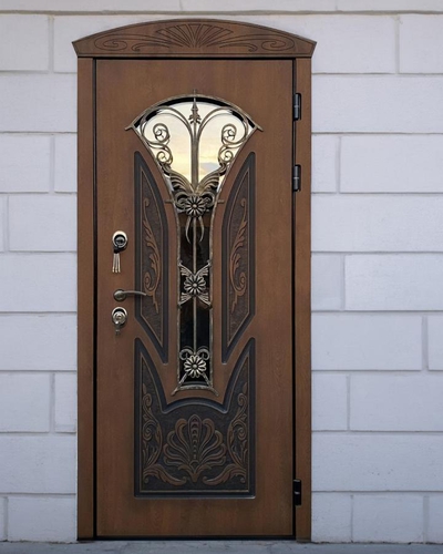 Уличная дверь с остеклением Уличная дверь с остеклением