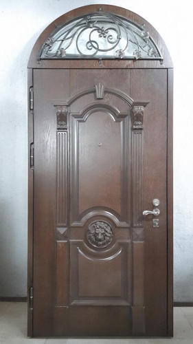 Дверь с арочной фрамугой Дверь с арочной фрамугой