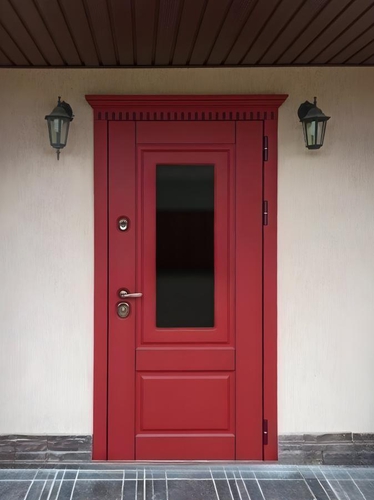 Дверь со стеклом и карнизом Дверь со стеклом и карнизом