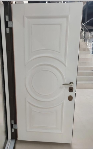 Внутренняя сторона двери Внутренняя сторона двери