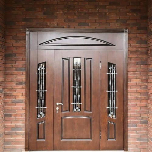 Парадная дверь с ковкой Парадная дверь с ковкой