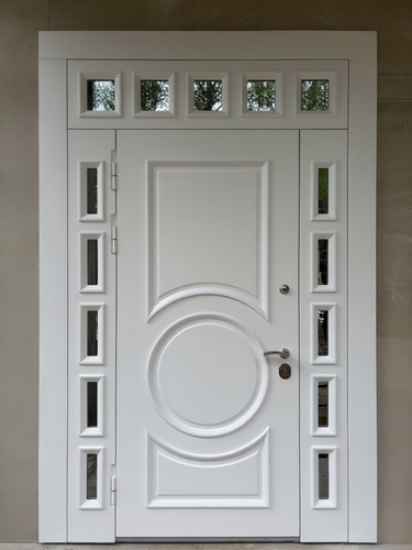 Белая с остеклением Белая с остеклением