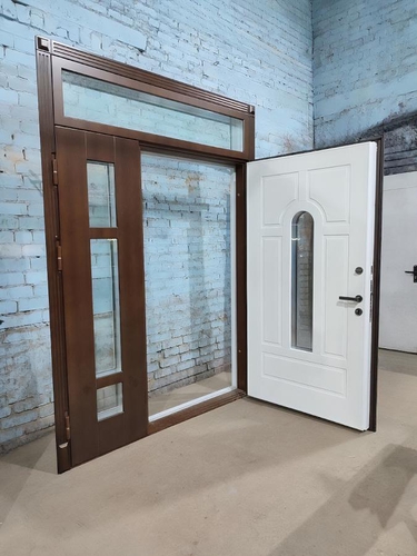 Остекленная дверь с терморазрывом Остекленная дверь с терморазрывом