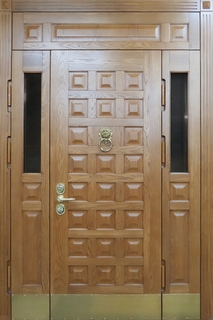 Входная парадная группа с терморазрывом, отбойниками, стеклами и кнокером (массив) Входная парадная группа с терморазрывом, отбойниками, стеклами и кнокером (массив)