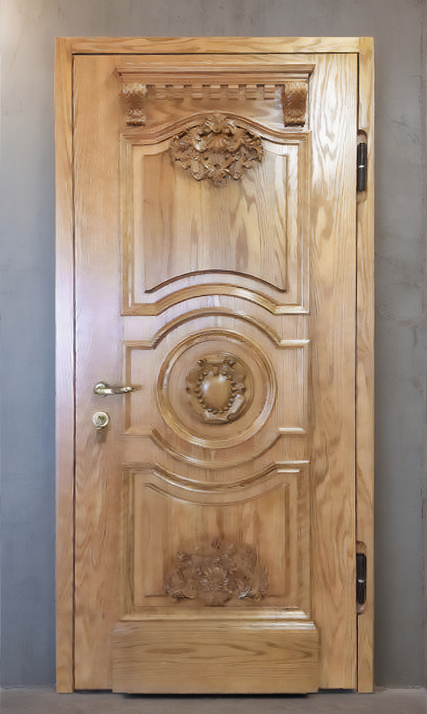 Дверь массив с резьбой